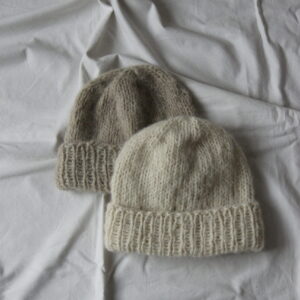 puchata czapka z alpaki i jedwabiu