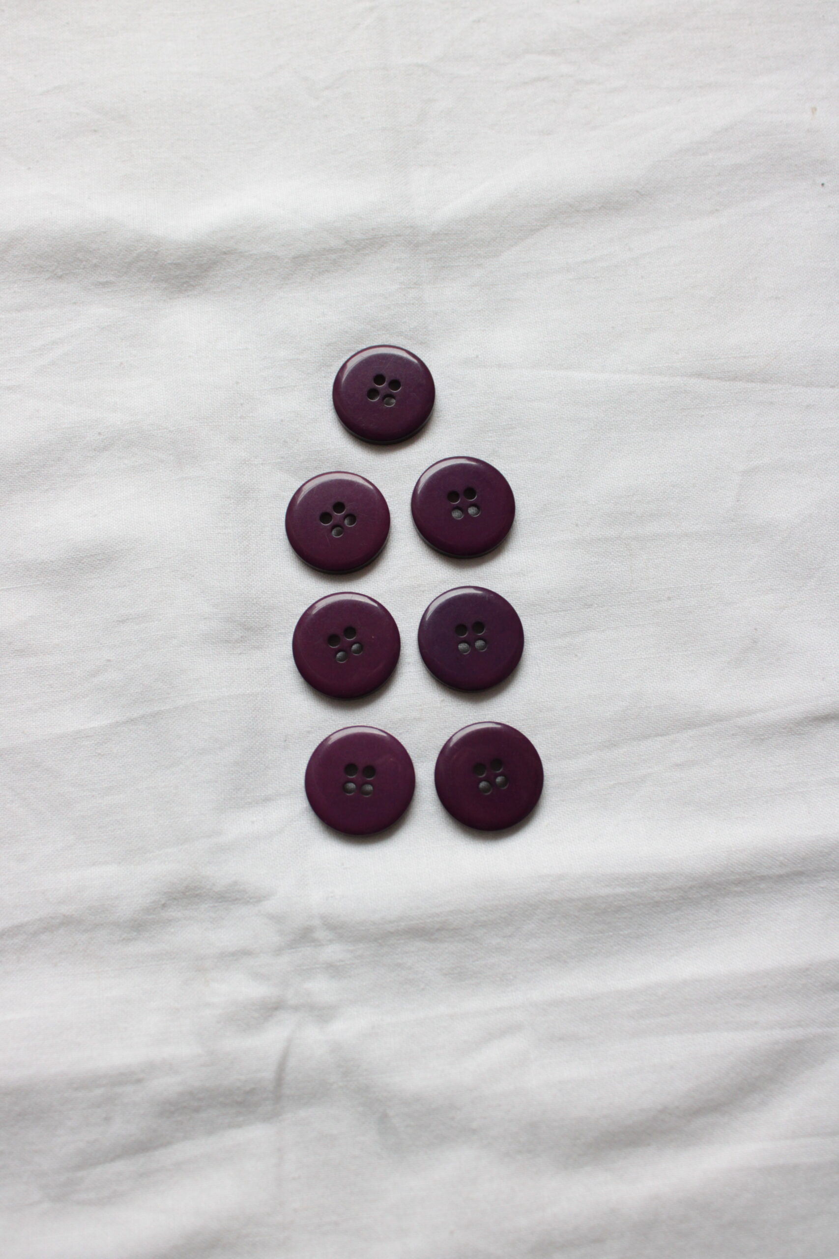 Guzik fioletowy, 20 mm 3 Guzik fioletowy, 20 mm - obrazek 3